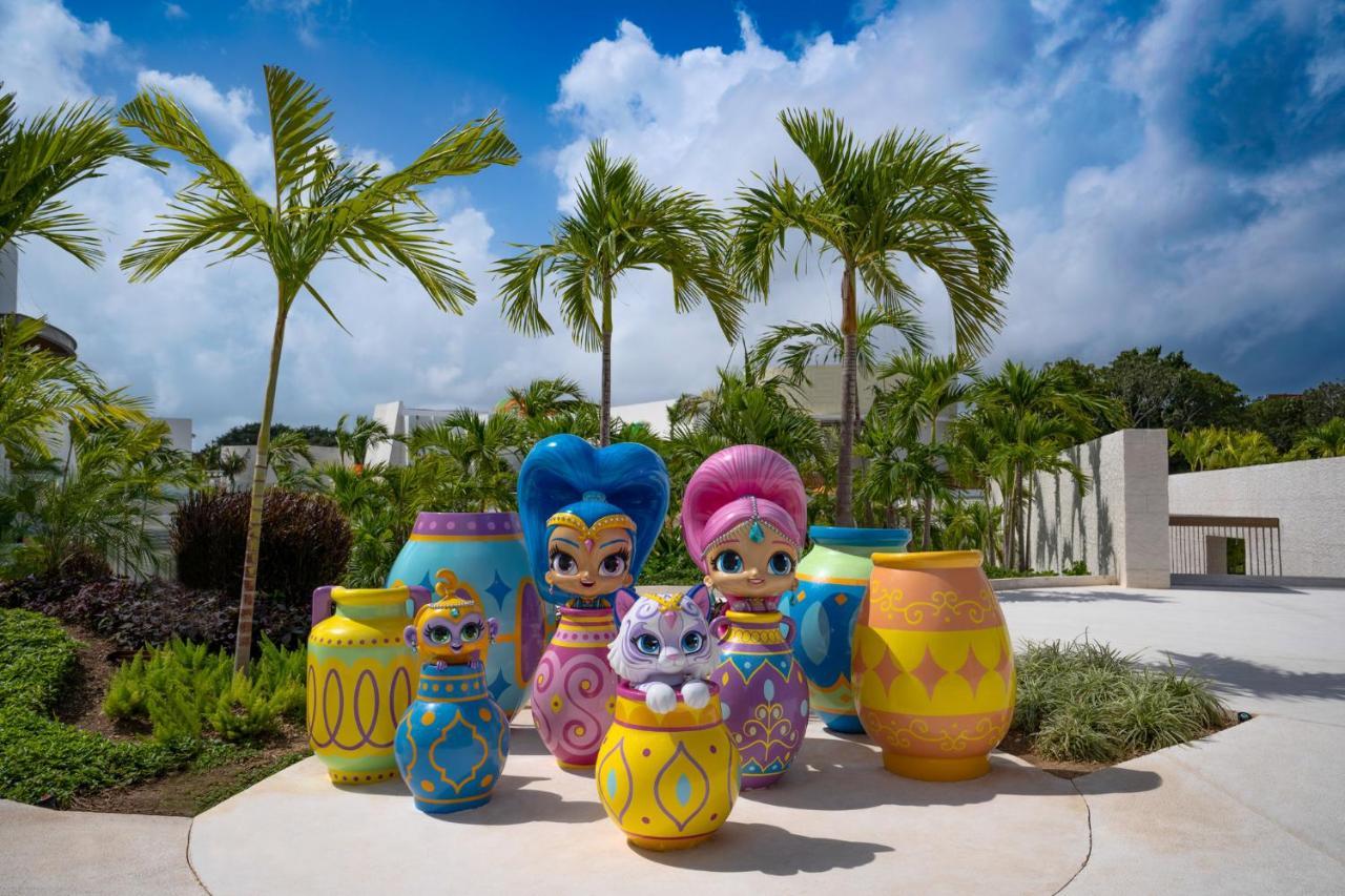 Nickelodeon Hotels & Resorts Riviera Maya Puerto Morelos Eksteriør bilde The main characters of the series
