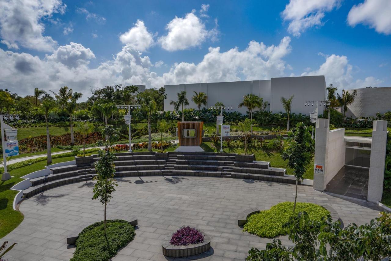 Nickelodeon Hotels & Resorts Riviera Maya Puerto Morelos Eksteriør bilde The Amphitheater